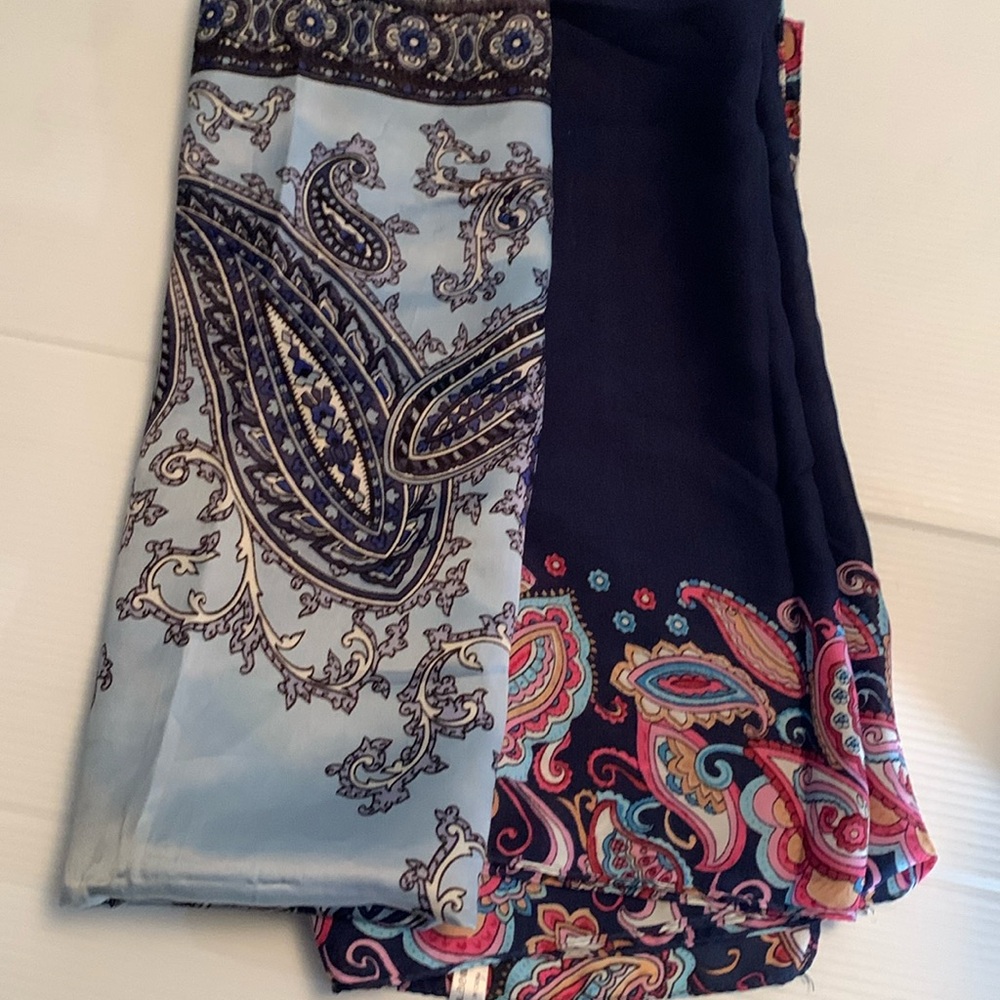 Paisley scarfs,set of 2,vintage,Unknown brand